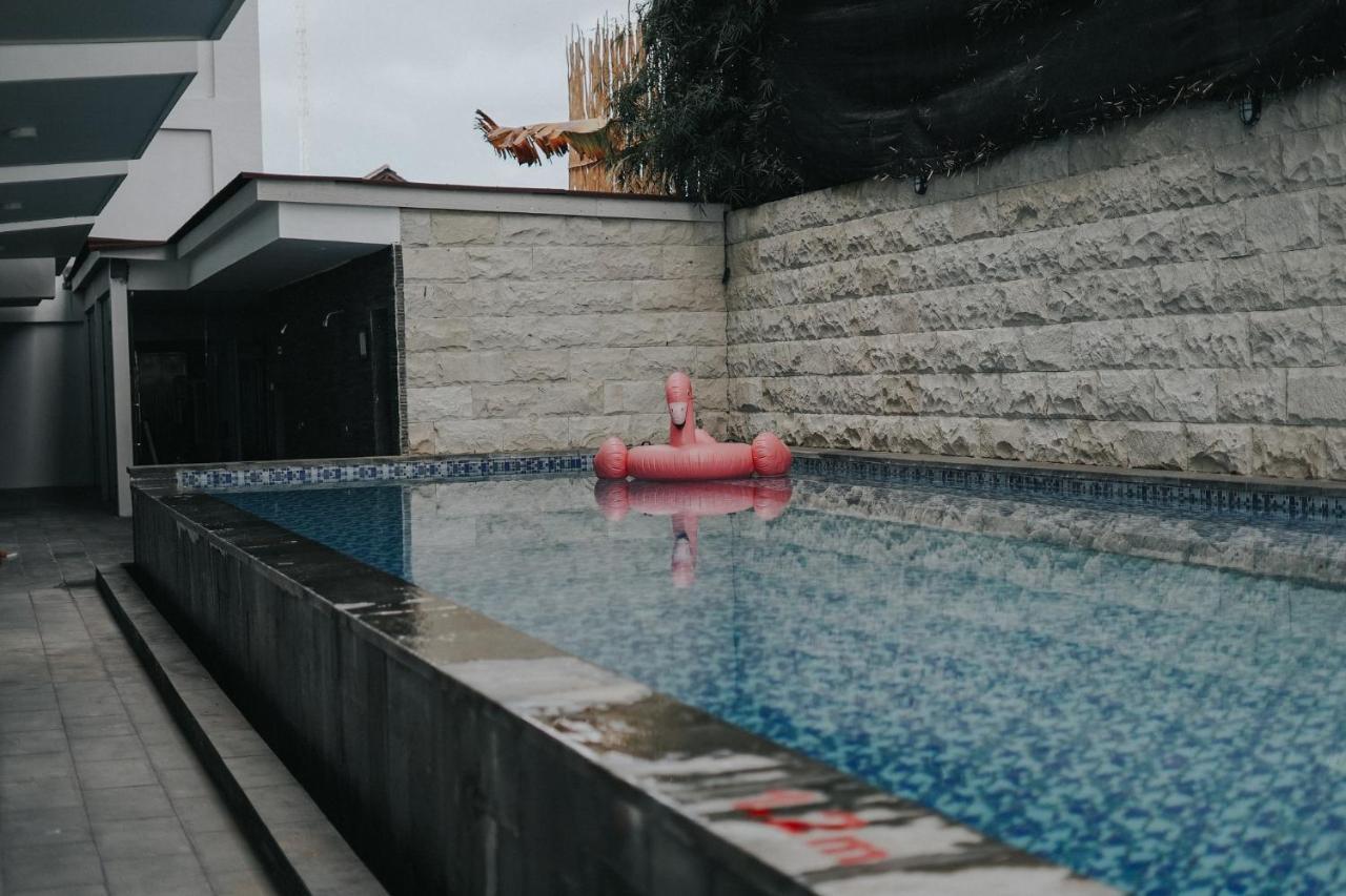 The Capital Hotel And Resort Seminyak Екстериор снимка