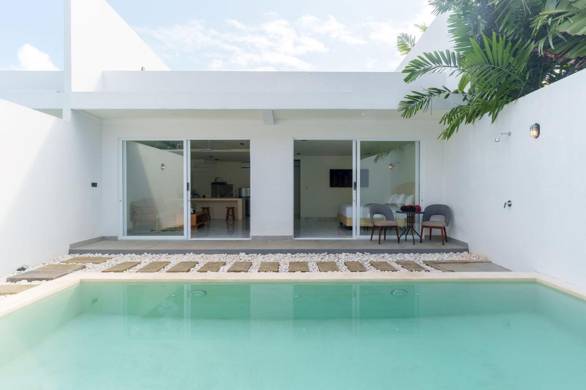 The Capital Hotel And Resort Seminyak Екстериор снимка