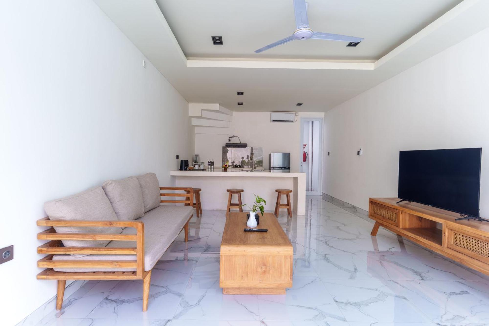 The Capital Hotel And Resort Seminyak Екстериор снимка
